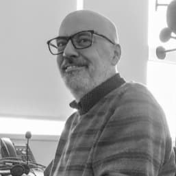 Carlos Gomez headshot